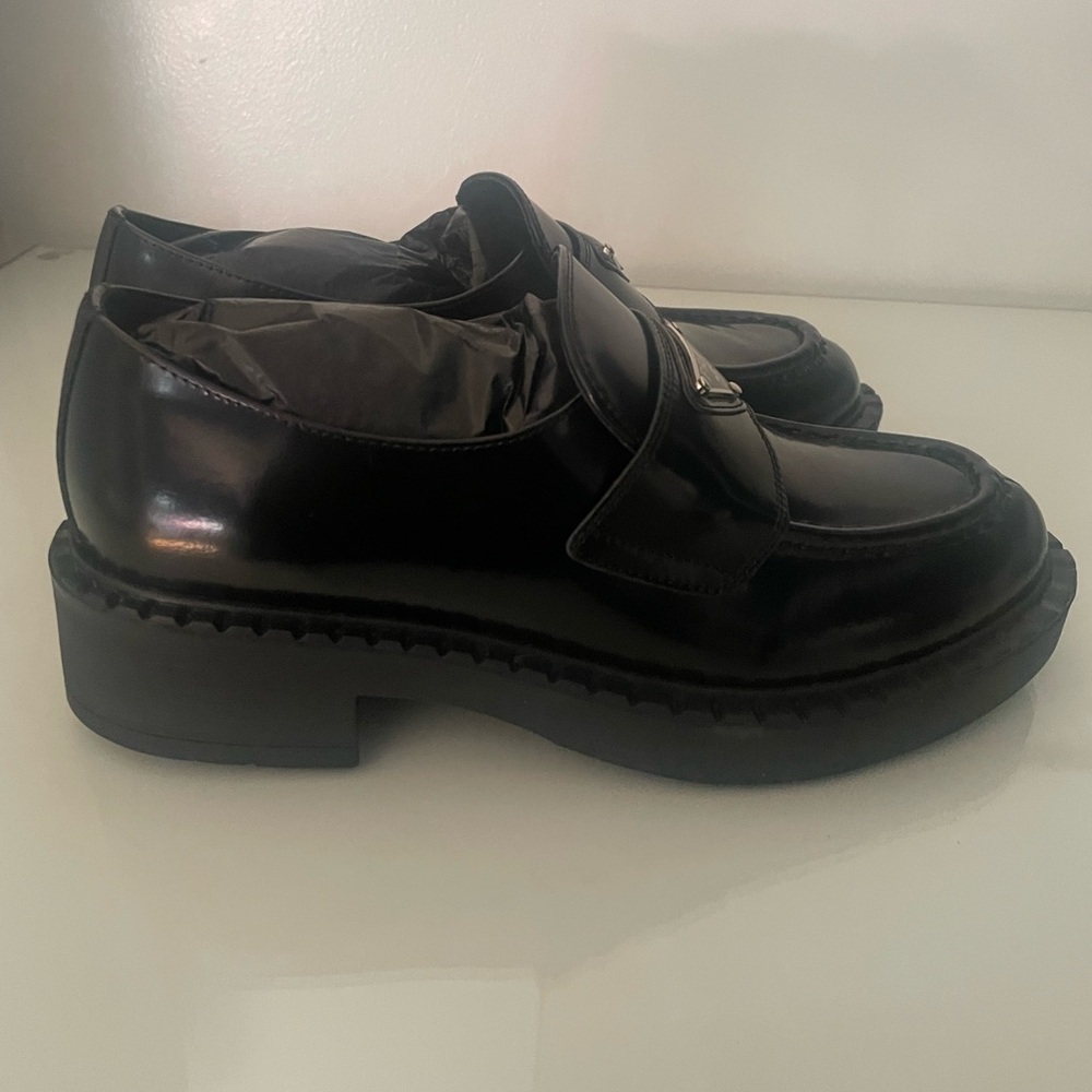 Prada women   Glossy Black Slip-On Loafers - Picture 2 of 6